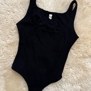 Black square neck bodysuit